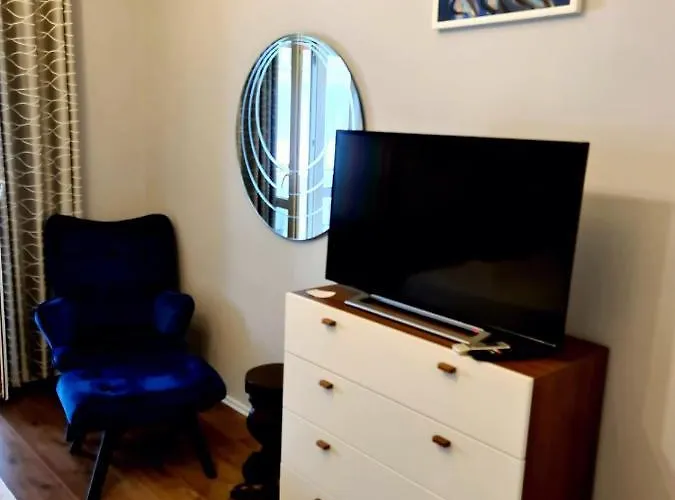 아파트먼트 데이지 *