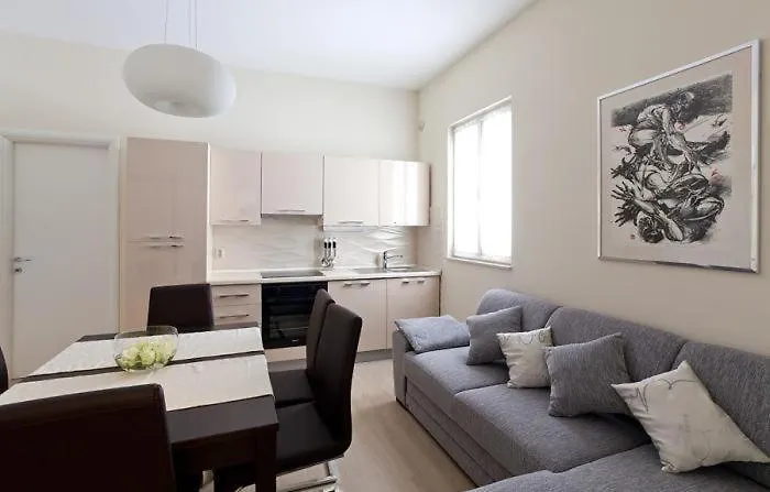 아파트먼트 데이지