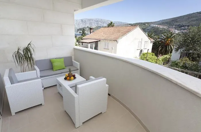 아파트먼트 데이지